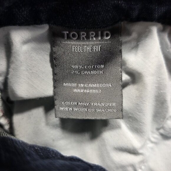 Torrid Crop Boyfriend Jeans Womens 12 Blue Vintage Stretch Raw Hem Distressed - Picture 5 of 10